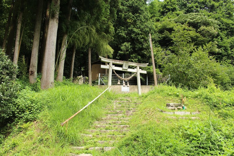 惣地神社