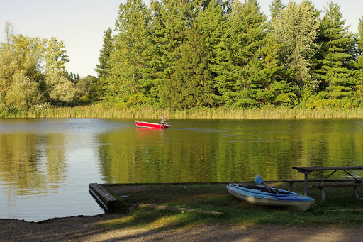 Valens Lake Canoe Rental