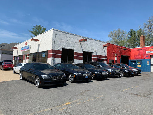 Crown Auto Group, 624 S Washington St, Falls Church, VA 22046, USA, 