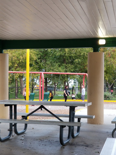 Park «Royal Palm Park», reviews and photos, 1701 NW 38th St, Oakland Park, FL 33309, USA