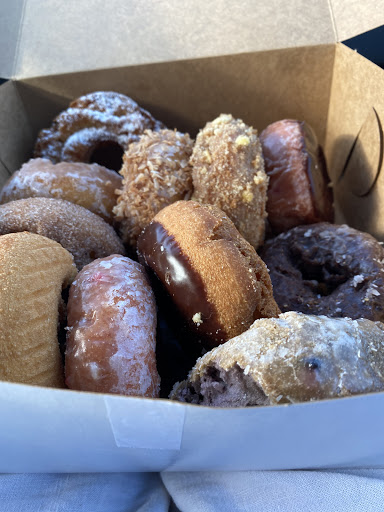 Donut Shop «Donut Shop», reviews and photos, 480 N Courtenay Pkwy, Merritt Island, FL 32953, USA