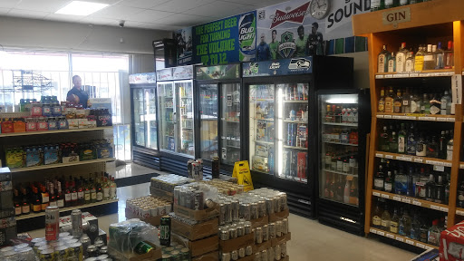 Liquor Store «White Center Liquor», reviews and photos, 9822 15th Ave SW, Seattle, WA 98106, USA