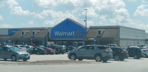 Discount Store «Walmart», reviews and photos, 301 Falls Blvd, Quincy, MA 02169, USA