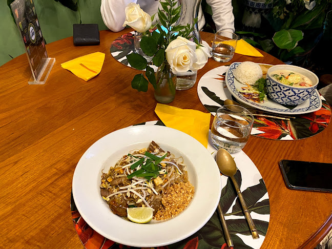 Tuk Tuk Thai Kitchen Restaurant & Takeaways - Porirua
