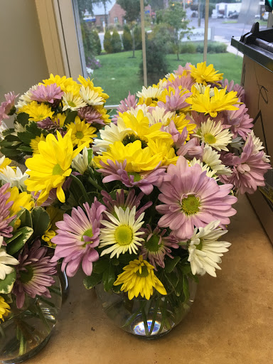 Florist «Newtown Floral Company», reviews and photos, 18 Richboro Newtown Rd, Newtown, PA 18940, USA