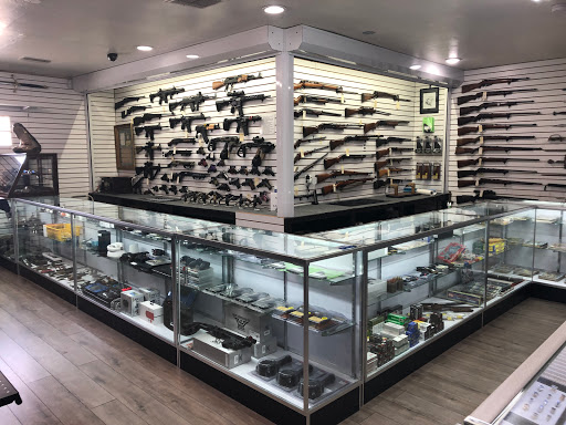 Pawn Shop «Gold & Pawn», reviews and photos, 2291 S Cleveland Ave, Fort Myers, FL 33901, USA