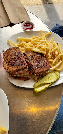 Mediterranean Restaurant «Tradewinds Cafe & Catering Company», reviews and photos, 3443 Hilyard St, Eugene, OR 97405, USA