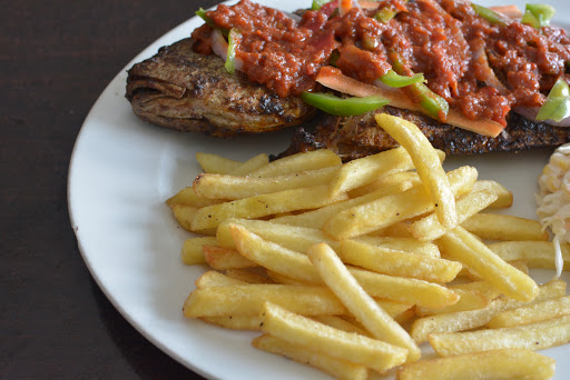 Grind Grill Cafe, 5, Chief Bamidele Eletu Road, Osapa-London, After Jakande, Lekki, Lagos, Lagos, Lekki, Nigeria, Cafe, state Lagos