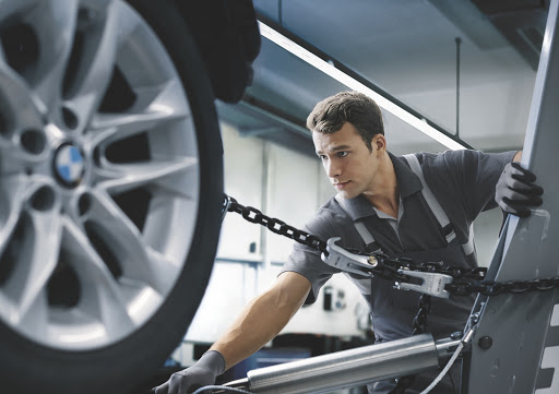 Auto Body Shop «BMW of Springfield Collision Center», reviews and photos, 391 US-22, Springfield Township, NJ 07081, USA