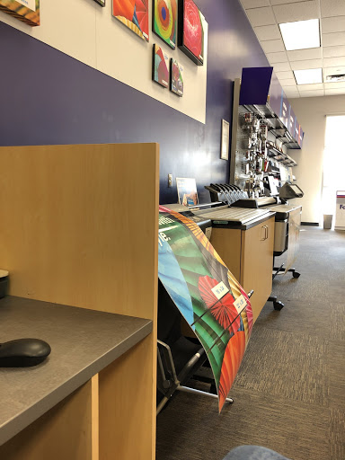 Print Shop «FedEx Office Print & Ship Center», reviews and photos, 9925 W McDowell Rd Suite 105, Avondale, AZ 85392, USA