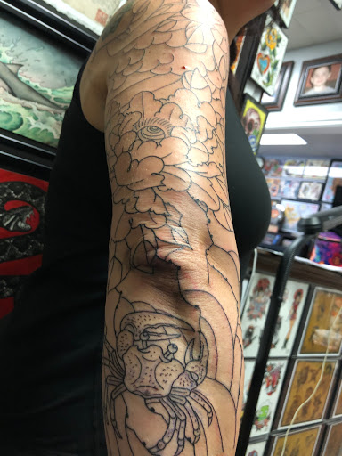 Tattoo Shop «Webbworks Tattoo Studio», reviews and photos, 2067 Pine Ridge Rd, Naples, FL 34109, USA