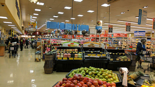 Grocery Store «Vons», reviews and photos, 1600 Foothill Blvd, La Verne, CA 91750, USA