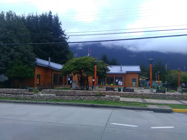 Comentarios y opiniones de Biblioteca Publica Puerto Aysén