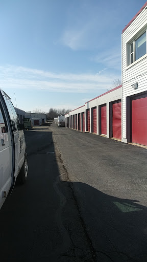 Self-Storage Facility «Space Saver Self Storage», reviews and photos, 2710 N Farnsworth Ave, Aurora, IL 60502, USA