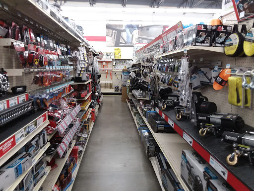 Home Improvement Store «Tractor Supply Co.», reviews and photos, 13500 Benns Church Blvd, Smithfield, VA 23430, USA