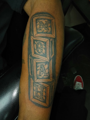 Tattoo Shop «UnderGround-Ink Tattoo Gallery», reviews and photos, 2106 W Gentry Pkwy, Tyler, TX 75702, USA