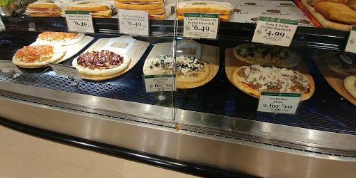 Grocery Store «Lowes Foods on Strickland Road», reviews and photos, 9600 Strickland Rd, Raleigh, NC 27615, USA