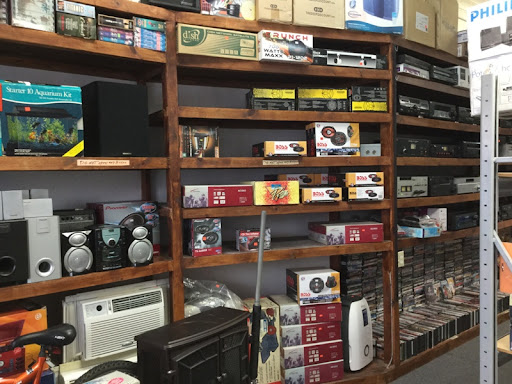 Pawn Shop «J & J Pawn Shop», reviews and photos, 57 Broad St, New Britain, CT 06053, USA