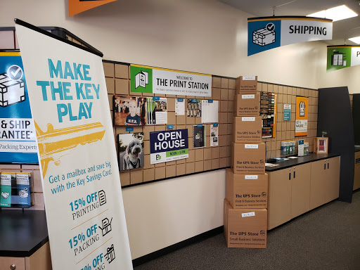 Shipping and Mailing Service «The UPS Store», reviews and photos, 1765 E 9 Mile Rd #1, Pensacola, FL 32514, USA