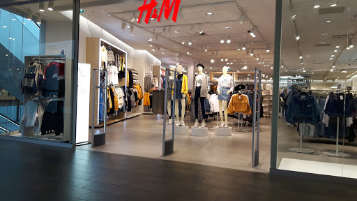 H&M