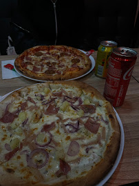 Plats et boissons du Pizzeria Pizz’Avenue à Ris-Orangis - n°7
