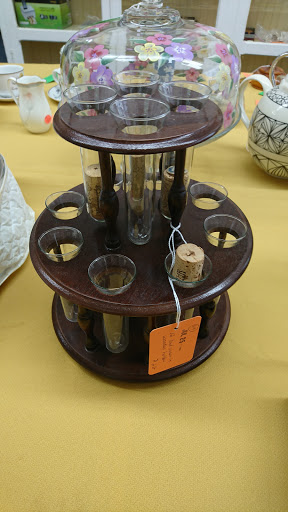 Thrift Store «Montgomery County Thrift Shop», reviews and photos, 7125 Wisconsin Ave, Bethesda, MD 20814, USA