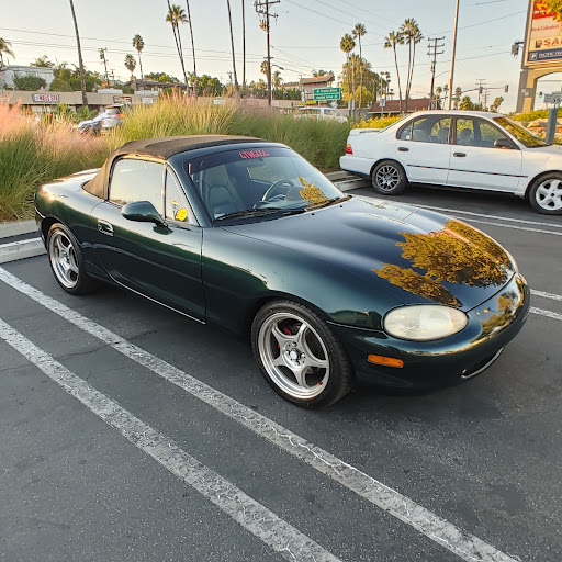 Auto Body Shop «South Bay Body Shop», reviews and photos, 546 W 6th St, San Pedro, CA 90731, USA