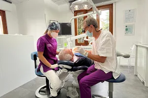 Studio Dentistico e Igiene Dentale - La Salute in Campo - Campomorone Genova image