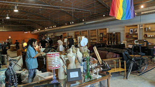 Thrift Store «Brown Elephant Resale Shop», reviews and photos, 217 Harrison St, Oak Park, IL 60304, USA