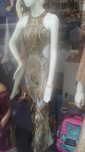 Fashion Accessories Store «Hot Point International Fashions», reviews and photos, 342 E Fordham Rd, Bronx, NY 10458, USA