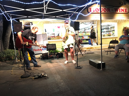 Deli «Huxters Market & Deli», reviews and photos, 1203 Periwinkle Way, Sanibel, FL 33957, USA