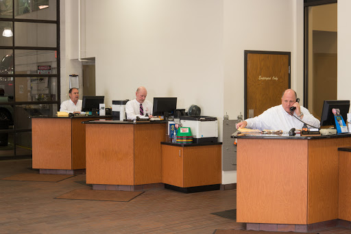 Auto Body Shop «Boucher Auto Body Repair & Paint Center - West Allis», reviews and photos, 3161 S 108th St #100, West Allis, WI 53227, USA