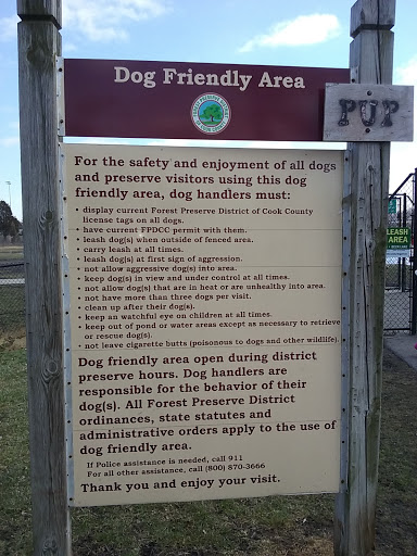 Dog Park «Beck Lake Off-Leash Dog Area», reviews and photos, 9700 Gloria Ct, Glenview, IL 60025, USA