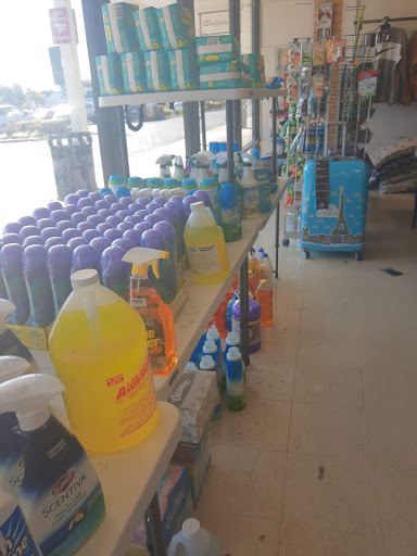 Clothing Store «Rugged Wearhouse», reviews and photos, 6096 Rose Hill Dr, Alexandria, VA 22310, USA