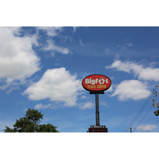 Gas Station «Bigfoot Travel Center #946», reviews and photos, 1808 W Hill Ave, Valdosta, GA 31601, USA