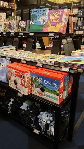 Book Store «Amazon Books», reviews and photos, 4601 26th Ave NE, Seattle, WA 98105, USA