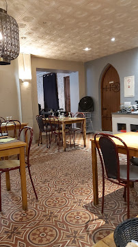 Atmosphère du Restaurant La Petite Abbaye à Lamalou-les-Bains - n°1