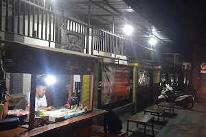 Warung Prasmanan Andong image