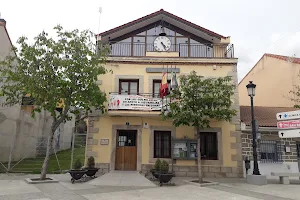Navalafuente Town Hall image