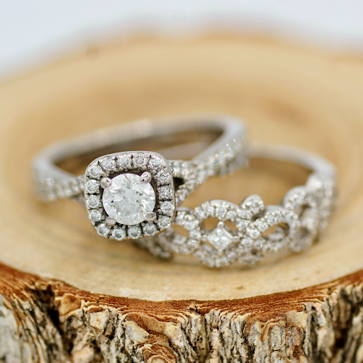 Pawn Shop «Virginia Beach Pawn and Jewelry», reviews and photos, 829 Lynnhaven Pkwy #111, Virginia Beach, VA 23452, USA