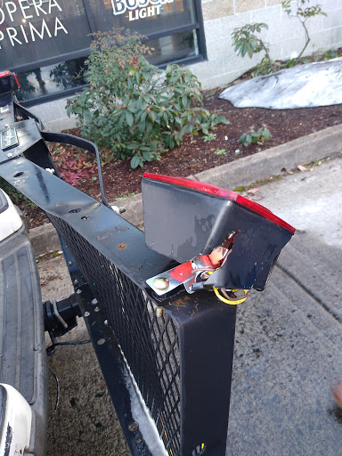 Car Wash «Eco Car Wash», reviews and photos, 16942 SE Powell Blvd, Portland, OR 97236, USA