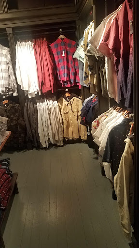 Clothing Store «Hollister Co.», reviews and photos, 250 Granite St #54, Braintree, MA 02184, USA