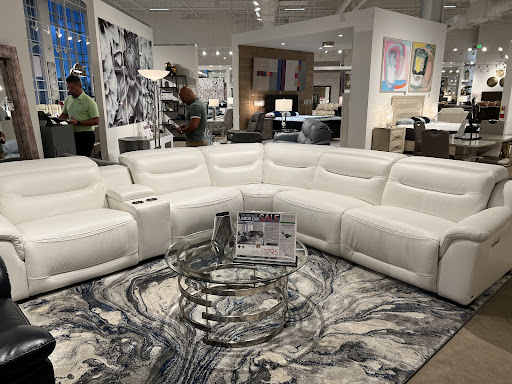 Furniture Store «Rooms To Go Furniture Store - Daytona Beach», reviews and photos, 2375 W International Speedway Blvd, Daytona Beach, FL 32114, USA