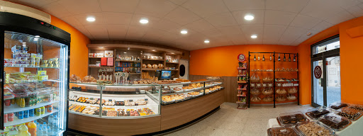 Pastelería Castanyer Serra en Hostalric, Girona