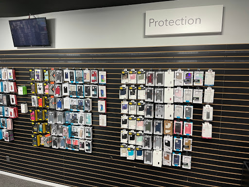 Cell Phone Store «Wireless Trendz - South Springfield», reviews and photos, 1330 E Battlefield Rd, Springfield, MO 65804, USA