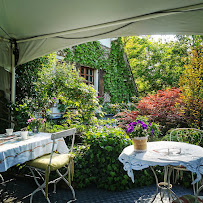 Atmosphère du Restaurant français Restaurant La Coccinelle à Artzenheim - n°1
