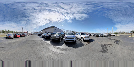 Used Car Dealer «Hall Bowling Automotive», reviews and photos, 1815 NW Broad St, Murfreesboro, TN 37129, USA