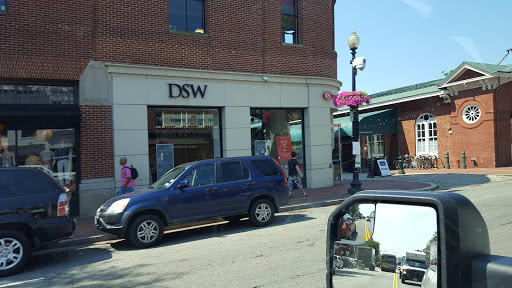 Shoe Store «DSW Designer Shoe Warehouse», reviews and photos, 3222 M St NW, Washington, DC 20007, USA