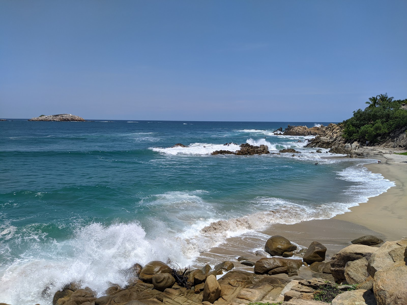 Foto de Playa Roca Blanca área de comodidades