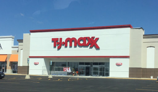 Department Store «T.J. Maxx», reviews and photos, 230 W Virginia St, Crystal Lake, IL 60014, USA